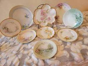 lot 353 image: Delicate Hand Painted Porcelain Plate Collection