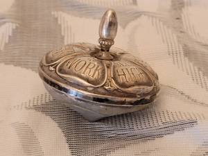 lot 97 image: Sterling Silver Executive Decision Maker Spinning Top