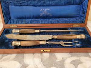 lot 367 image: Antique Sheffield English Carving Set