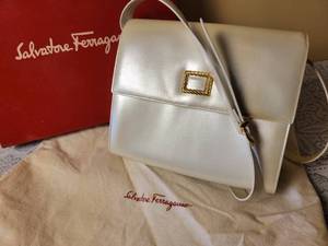 lot 123 image: Salvatore Ferragamo Pearl Cav Handbag Purse