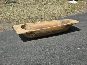 lot 617 image: Large Carved Dough BowlTrough