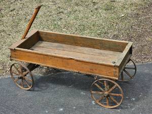 lot 698 image: Primitive Garden Wagon
