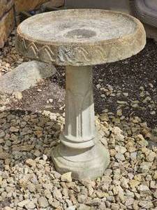 lot 620 image: Handsome Concrete Bird Bath