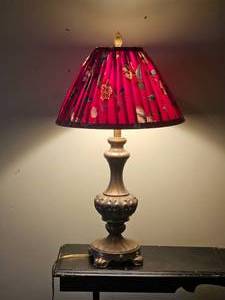 lot 556 image: Patinated Brass Victorian Table Lamp