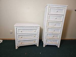 lot 708 image: White Wicker Dresser Set from Henry Link