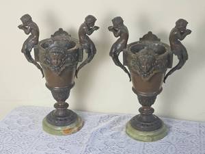 lot 48 image: 19th Century French Bronze Cherub Urns