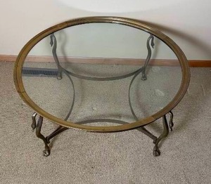lot 329 image: Goose Neck Brass Round Cocktail Table
