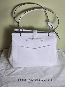 lot 82 image: Designer Bruno Magli Handmade Italian Leather Handbag - White - LIKE NEW
