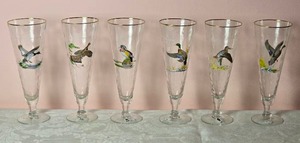 lot 647 image: Amazing Naturalist Handpainted Beer Glass Set  - Ned Smith - (6)