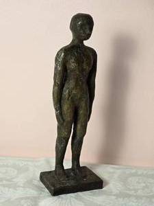 lot 639 image: Mid-Century Modern Fine Art Bronze Statuette - Female Form