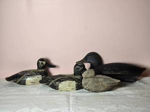 lot 637 image: Vintage Painted Duck Decoy Set - (4)