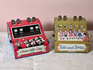 lot 778 image: Awesome Vintage Tin  Childrens Learning Toy Pair - Arithmetic Quiz - See and Spell