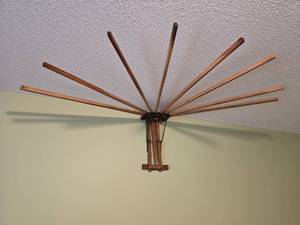 lot 775 image: Antique American Primitive Implement - Perfection Clothes Drier