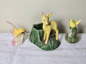 lot 766 image: Adorable  Vintage Hanpainted Miniature Planters - Shawnee & Others - (3)