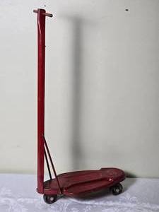 lot 762 image: Antique  Childs  Scooter  -  Skooter  Skate