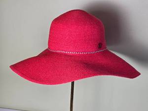 lot 671 image: Vintage Maison Michel Red Wide Brim Womens Hat - Small