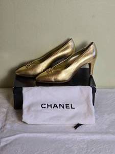 lot 81 image: CHANEL Designer Gold Leather Pump Heels - Size 36