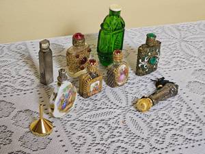 lot 161 image: Romantic Petite Perfume Bottles