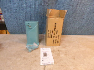 lot 55 image: St. Croix colors Electric Can OpenerKnife Sharpener