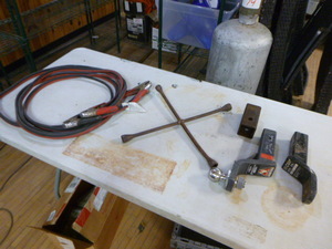 lot 29 image: Automotive Tools