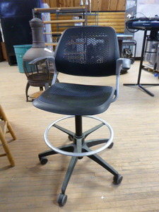 lot 45 image: Adjustable Draft Table Chair