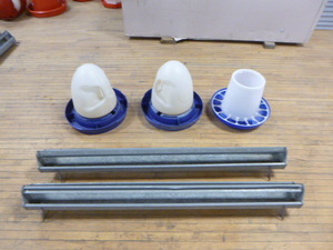 lot 130 image: Poultry Feeding Items