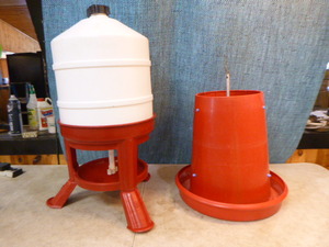 lot 132 image: Poultry Feeding Items