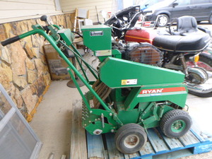 lot 7 image: Ryan Textron Mataway Overseeder