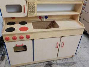 lot 3 image: Wood Childrens Play Set on Wheels ...