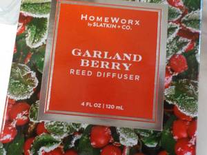 lot 14 image: HomeworX Reed Diffuser...
