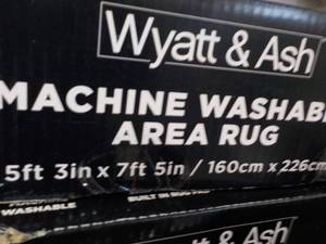 lot 28 image: Wyatt and Ash Machine Washable 5 ft...