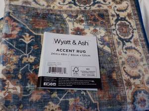lot 29 image: Wyatt and Ash Machine Washable 24 x...