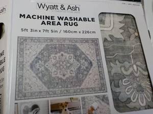 lot 34 image: Wyatt and Ash Machine Washable 5 ft...
