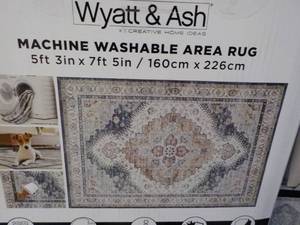 lot 40 image: Wyatt and Ash Machine Washable 5 ft...