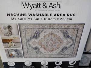 lot 42 image: Wyatt and Ash Machine Washable 5 ft...