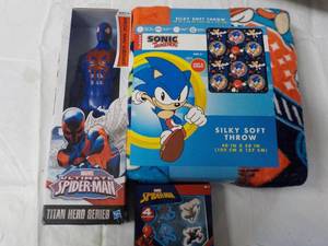 lot 76 image: Spiderman and the HedgeHog Throw...