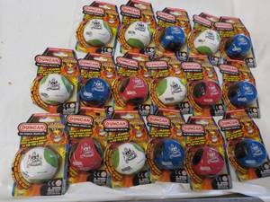 lot 99 image: Duncan FootBag...