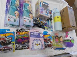 lot 100 image: Lot of Toys...