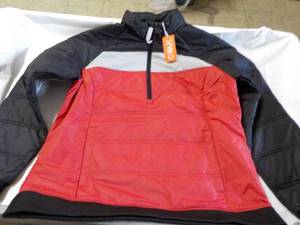 lot 124 image: Cutter and Buck size Large RedBlac...
