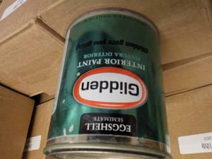 lot 154 image: 8 qts Glidden Paint- your choice of...