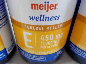 lot 171 image: 3 ct 100 Soft Gels Meijer E 450 mg...