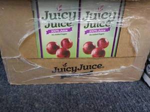 lot 206 image: 32 ct Grape JuicyJuice...