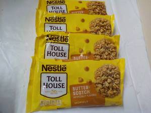 lot 221 image: 4 ct 11 oz Bags Nestle Butterscotch...