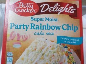 lot 228 image: 6 ct Betty Crocker Delights Party R...
