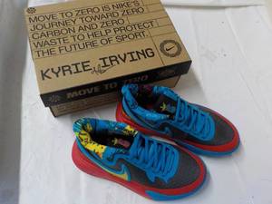lot 257 image: Kyrie Irving size 12 C Tennis Shoes...