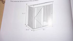 lot 19 image: metal garden shed...