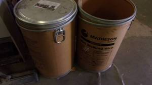 lot 66 image: 2 barrels with one cover...