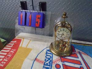lot 115 image: Euramca anniversary clock. Made in Germany. Nice shape. No key. As shown.