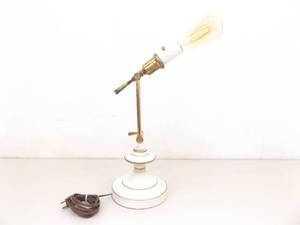 lot 8 image: Vintage WORKING Heavy&nbspBrass Desk Lamp