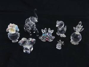 lot 36 image: Lot of Misc Crystal etc., Swarovski etc. Figurines